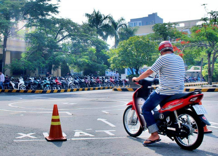 Có thể thuê xe máy để tập lái không?